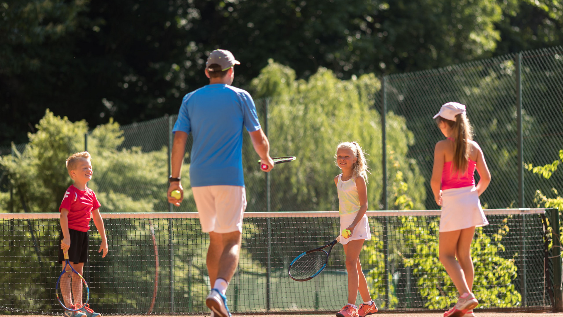 Avvincenti corsi per bambini Avvincenti corsi per bambini